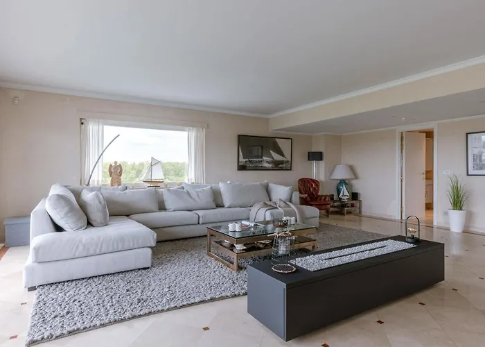 Casiola - With View & Common Indoor Pool Knokke-Heist