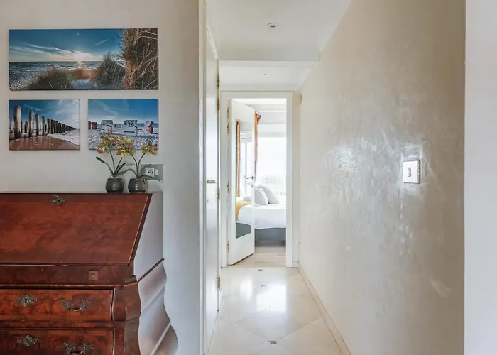 Casiola - With View & Common Indoor Pool Apartment *